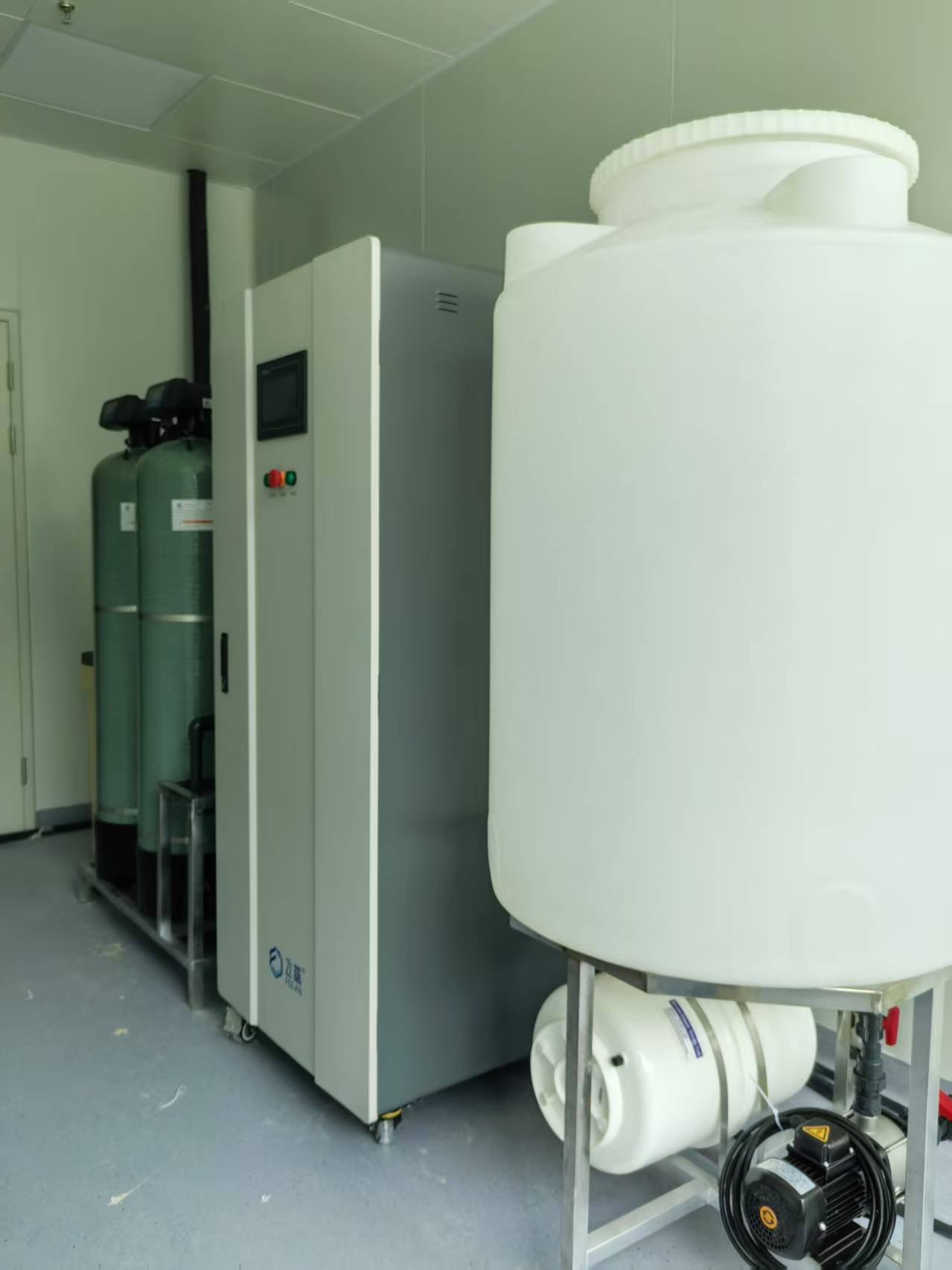 臨沂市某醫院EDI500L水機安裝
